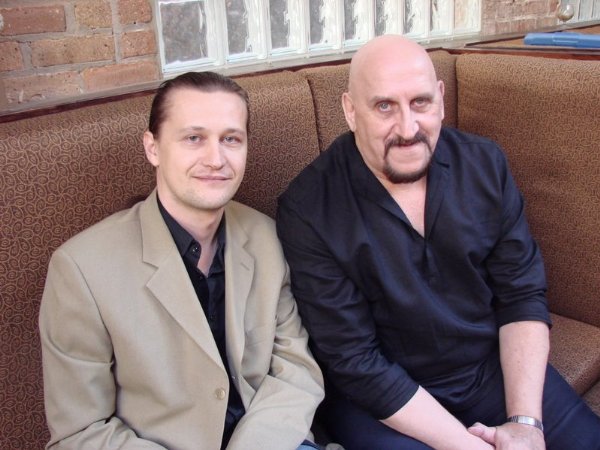 Фото - James Pusztay: 600x450 / 58 Кб