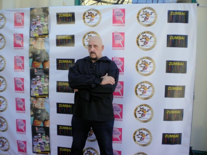 Фото - James Pusztay: 675x506 / 62 Кб