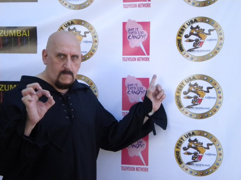 Фото - James Pusztay: 768x576 / 63 Кб