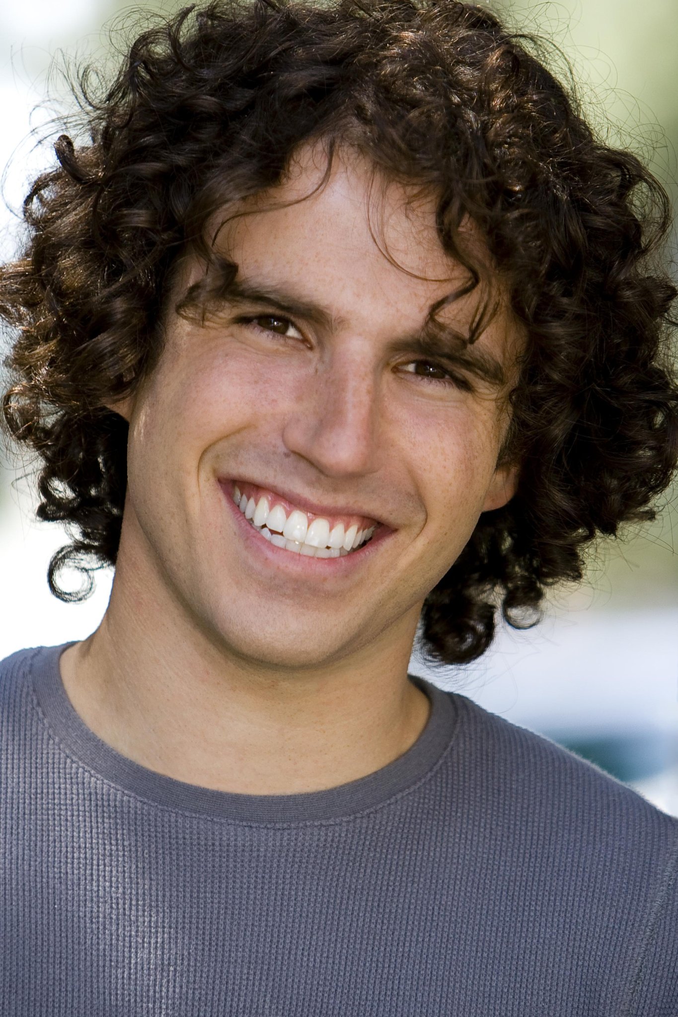 Фото - Cameron Gordon: 1365x2048 / 511 Кб