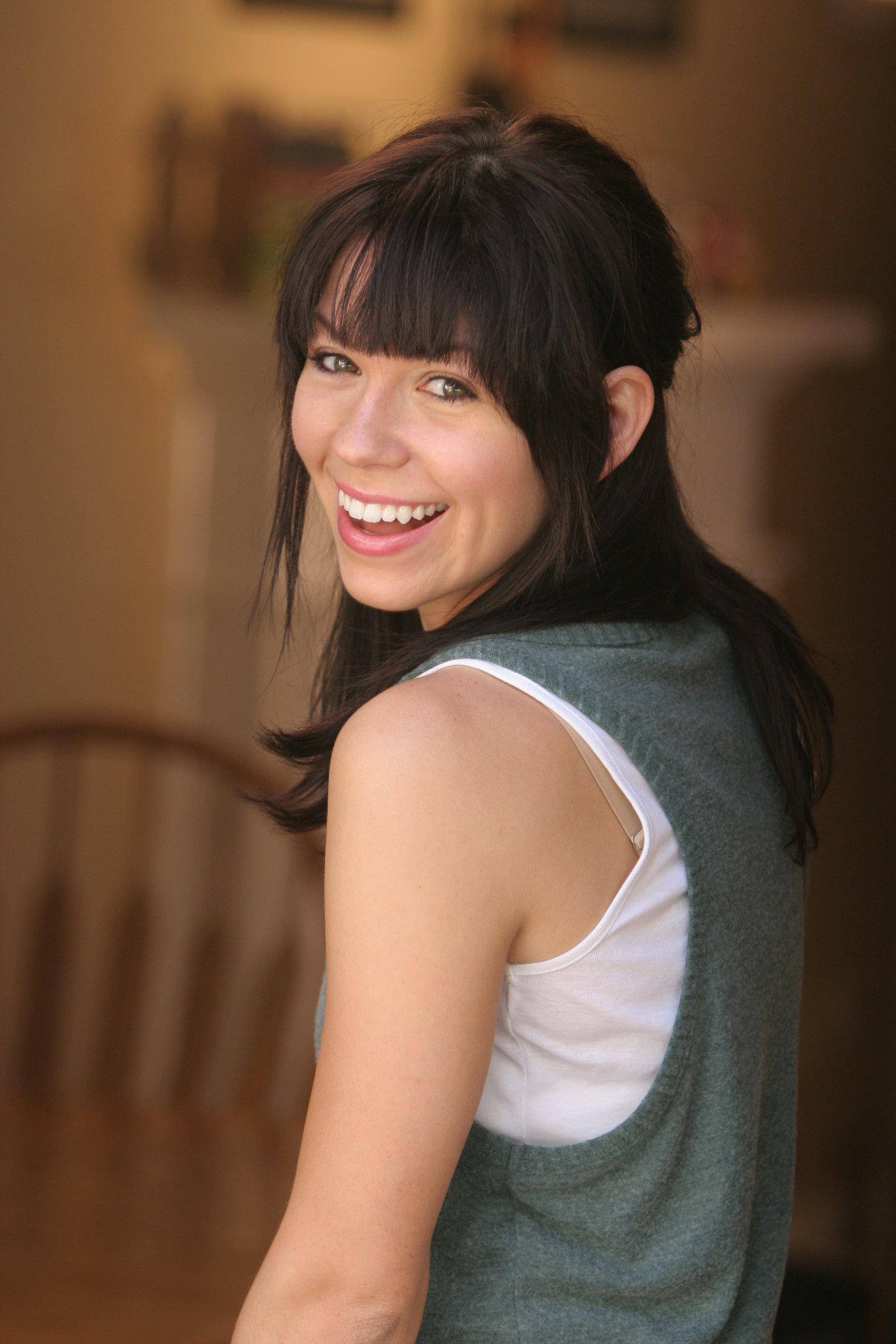 Фото - Katherine Pawlak: 1365x2048 / 257 Кб