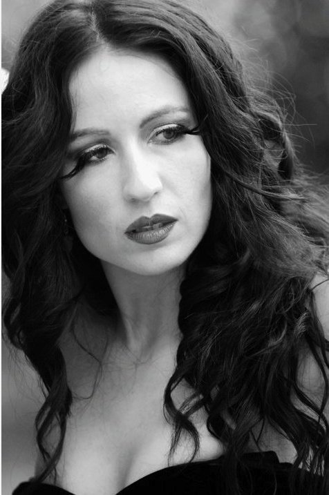 Фото - Тара Кардинал: 476x717 / 59 Кб