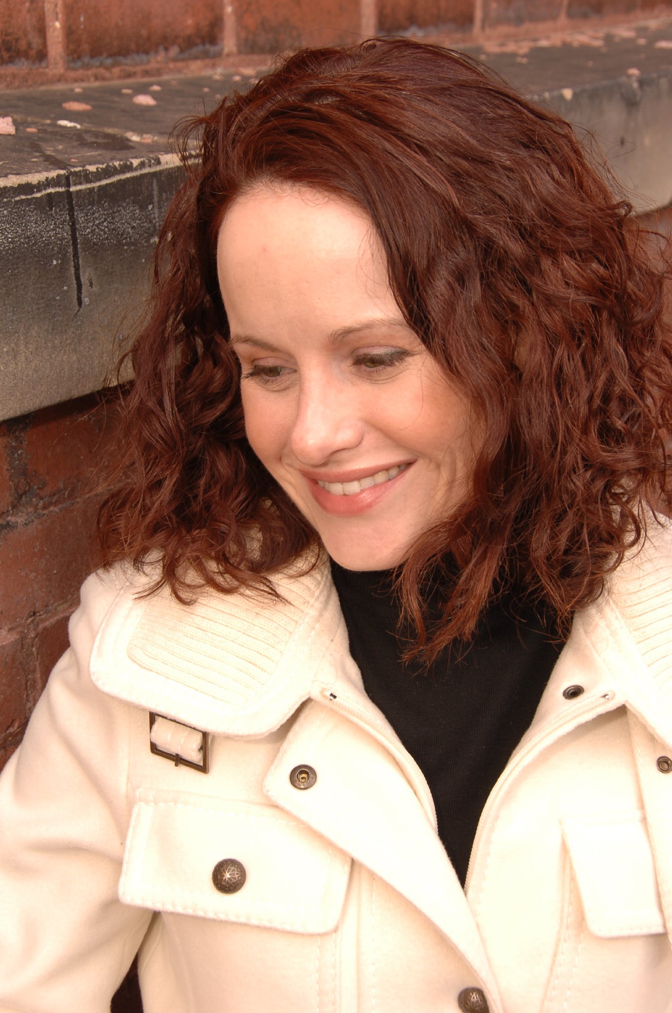 Фото - Krista Schwandt: 1360x2048 / 395 Кб