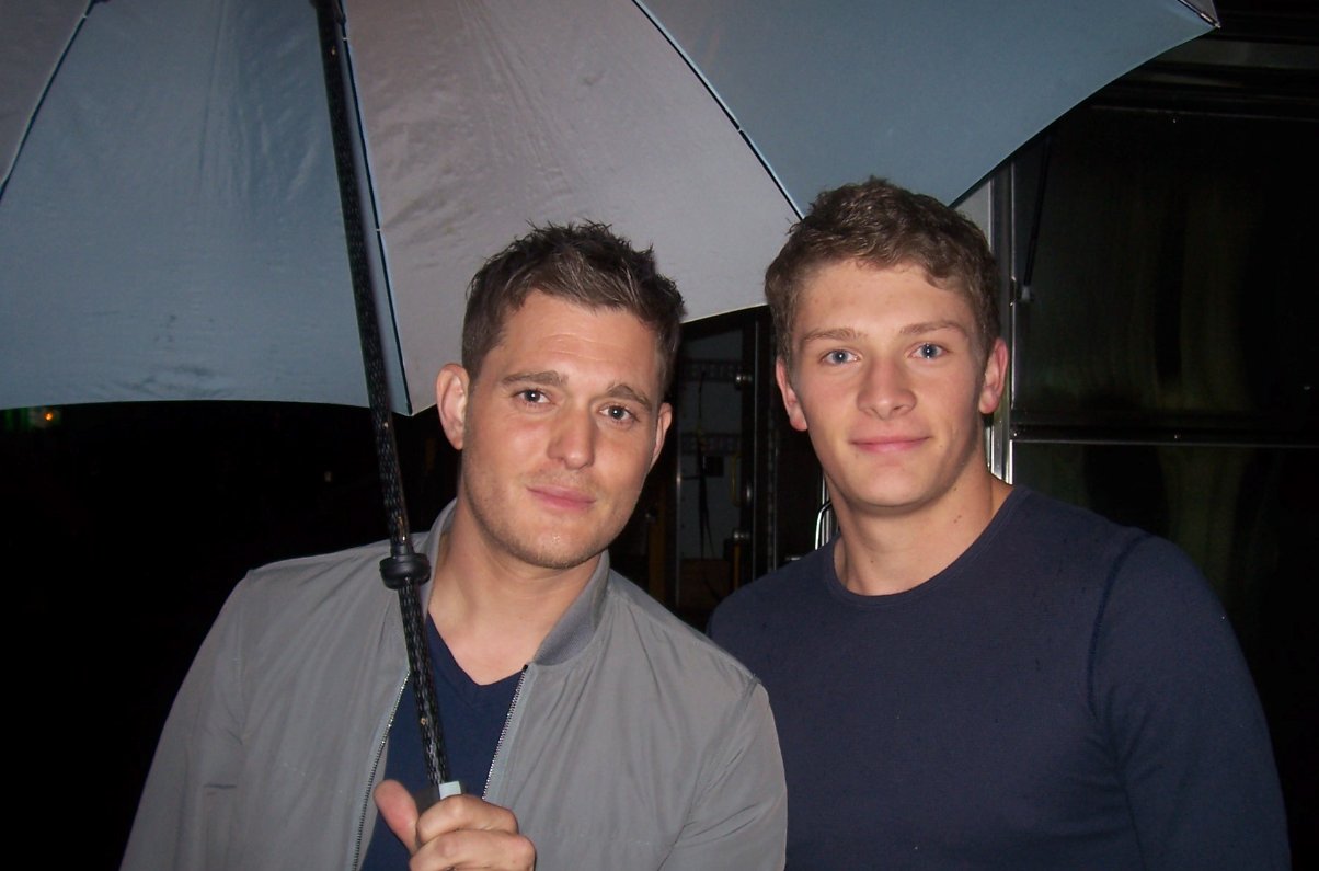 Фото - Бретт Дир: 1204x795 / 97 Кб