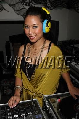 Фото - Karen Jin Beck: 267x400 / 26 Кб