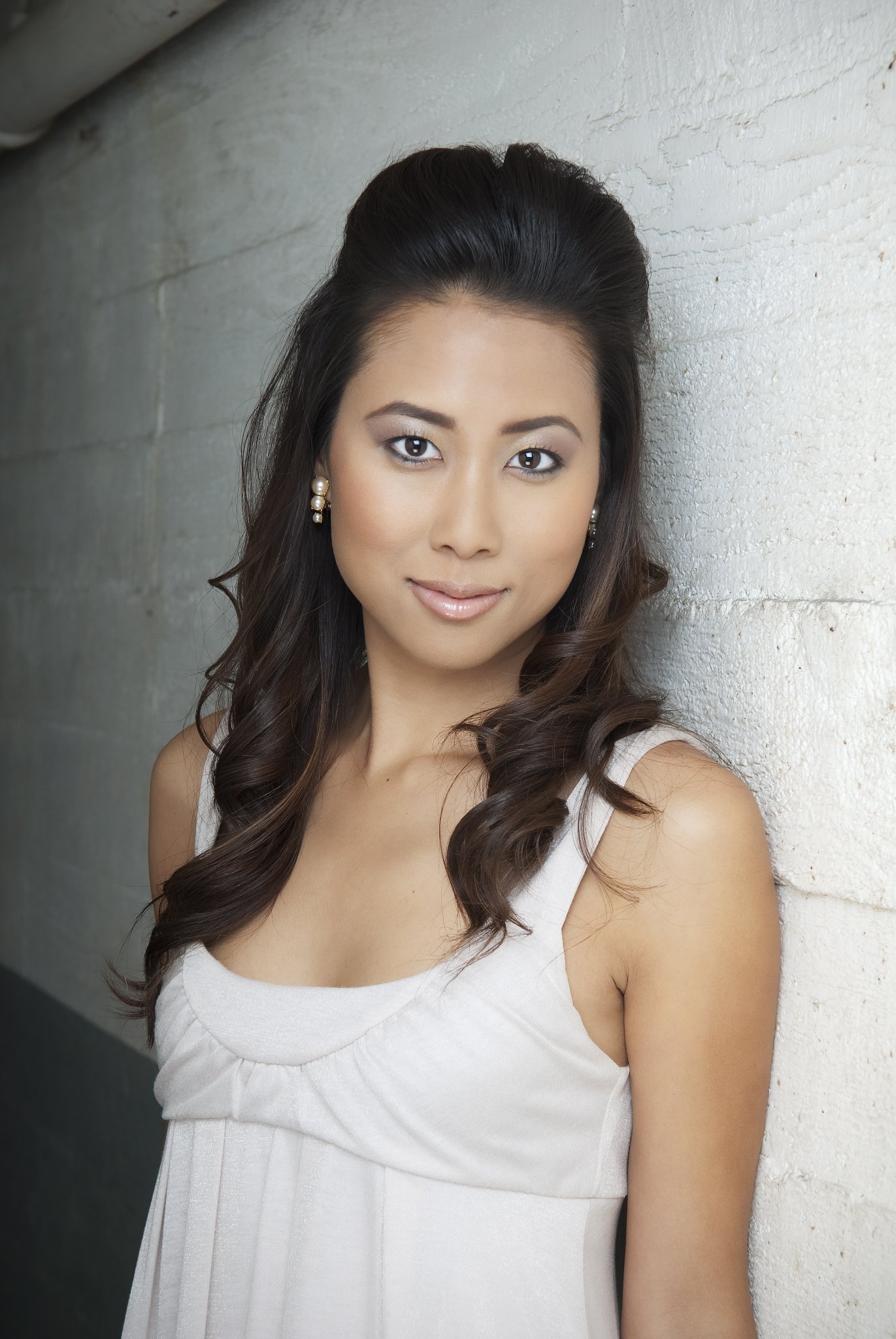 Фото - Karen Jin Beck: 1371x2048 / 393 Кб