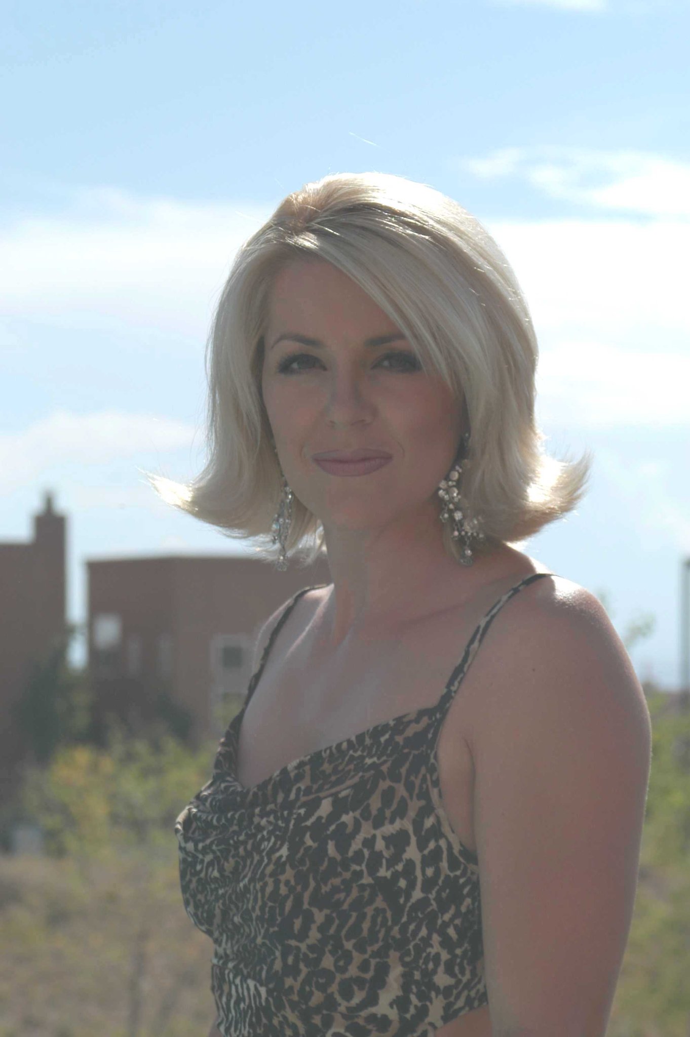 Фото - Pamela Finley: 1362x2048 / 180 Кб