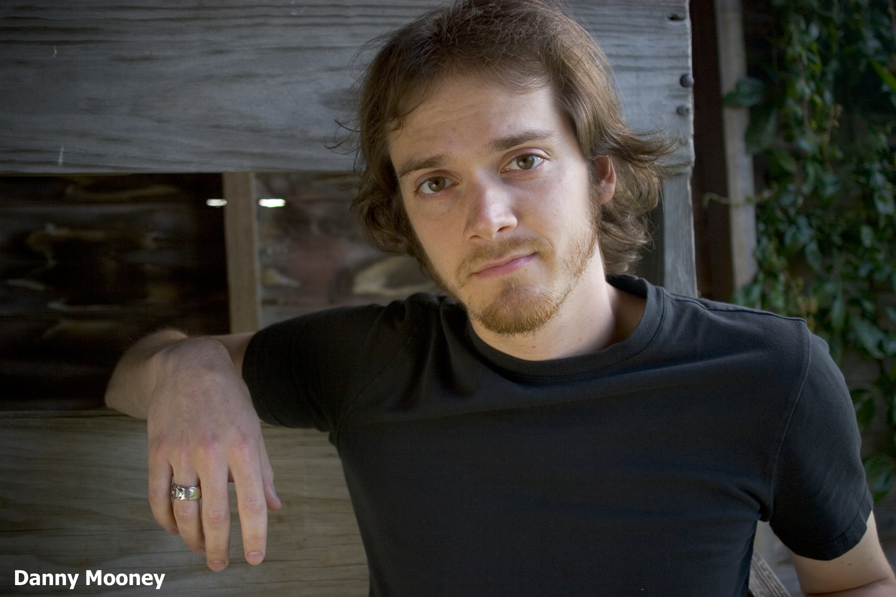 Фото - Дэнни Муни: 2933x1955 / 639 Кб