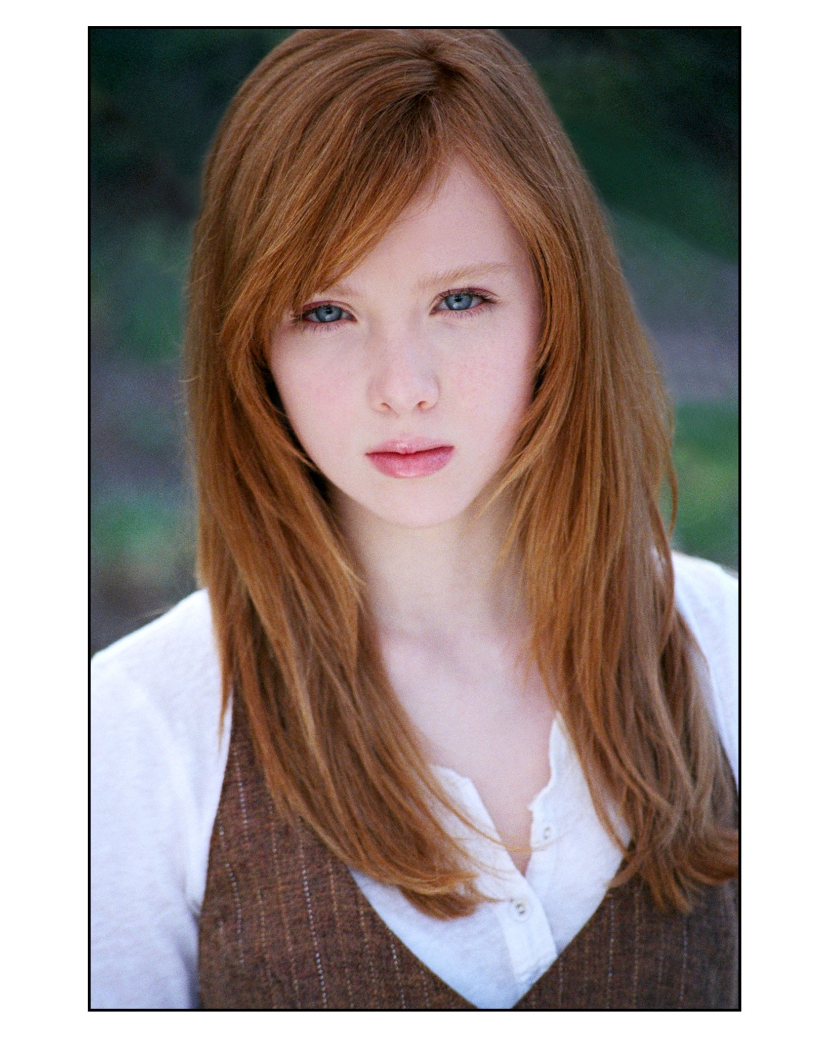 Фото - Молли С. Куинн: 1638x2048 / 460 Кб