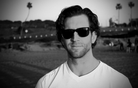 Фото - William Morse: 551x351 / 25 Кб