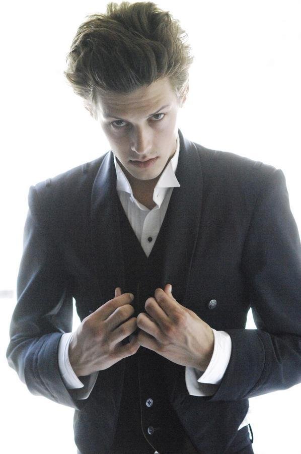 Фото - Кайл Лезерберри: 598x901 / 67 Кб