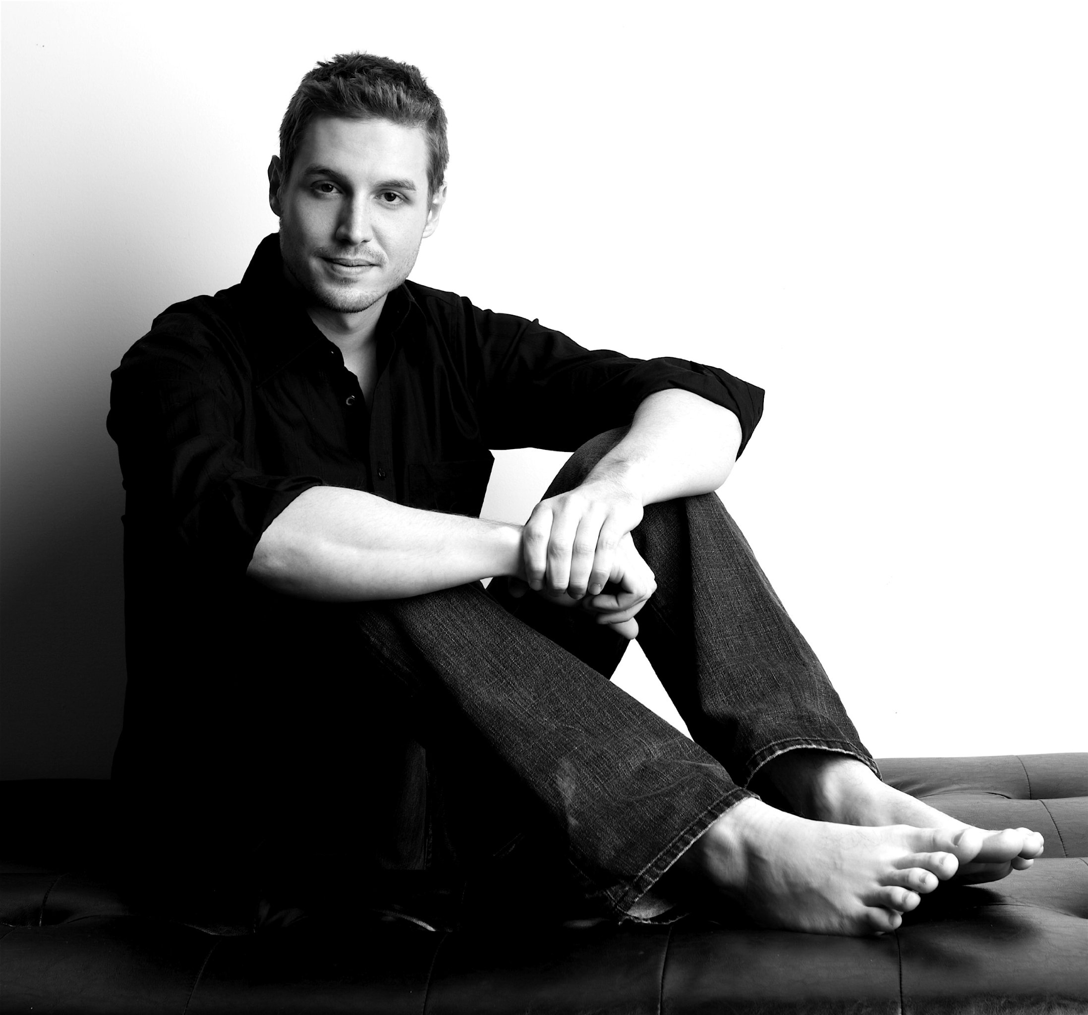 Фото - Benjamin Jeran McGinn: 2195x2048 / 346 Кб