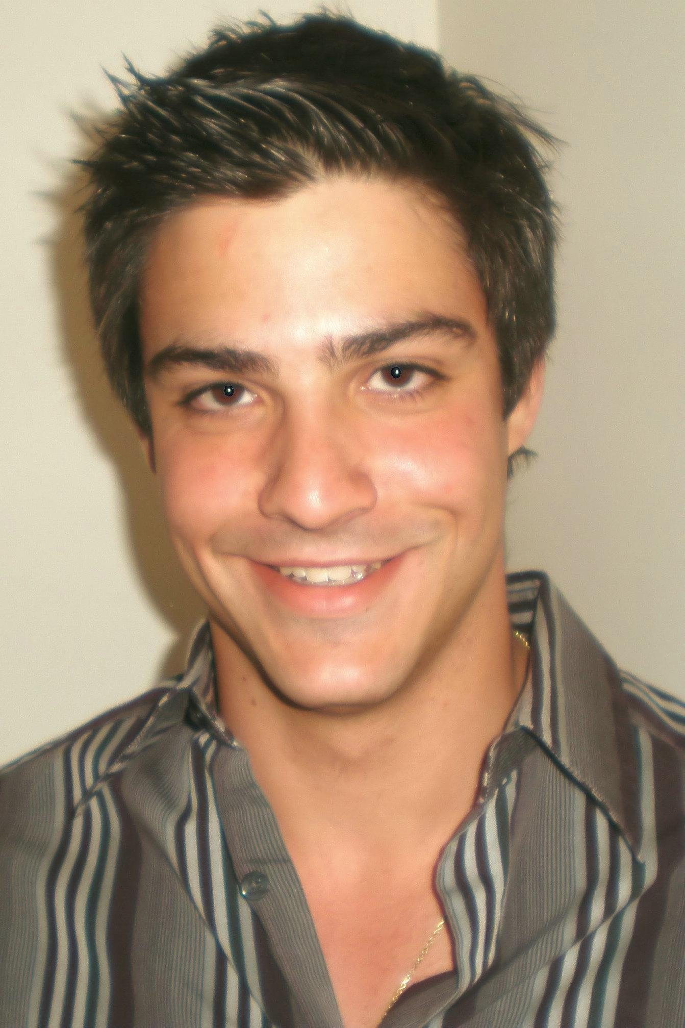 Фото - Nick LaMantia: 1343x2015 / 355 Кб