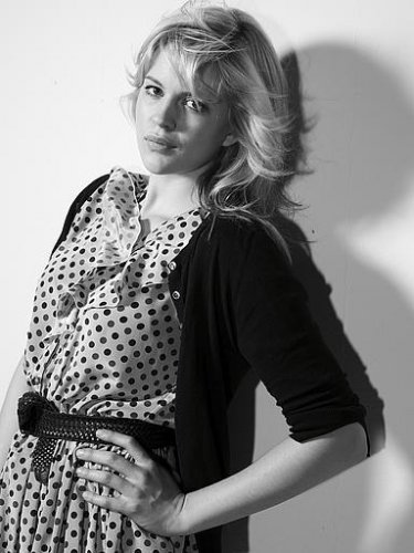 Фото - Джорджия Кинг: 375x500 / 39 Кб