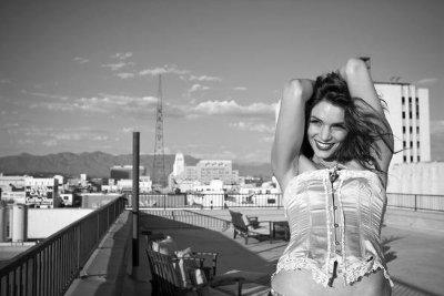 Фото - Эдриэнн Раск: 400x267 / 23 Кб