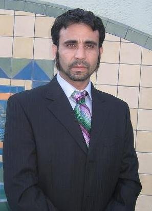 Фото - Ияд Хаджджадж: 297x412 / 22 Кб