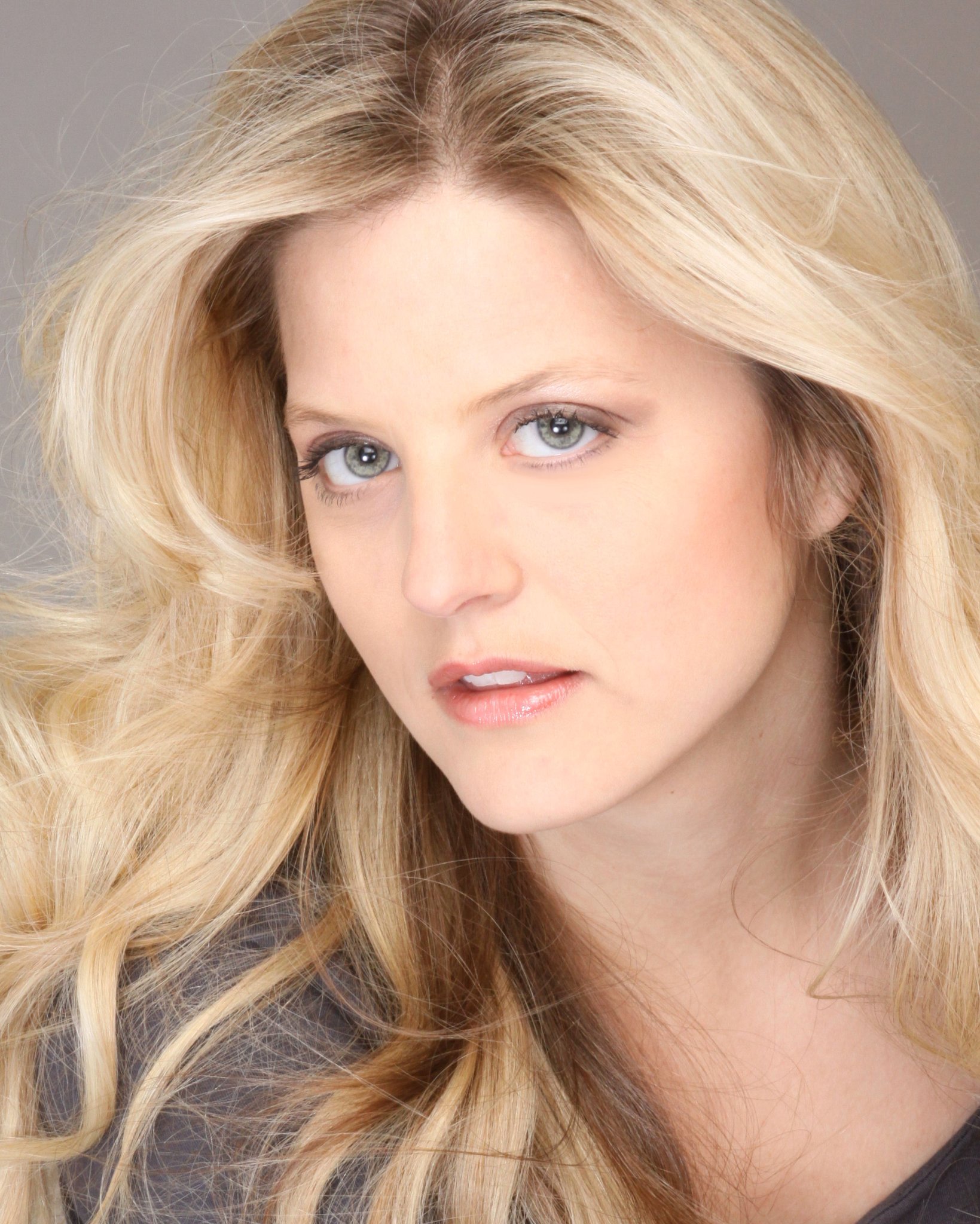 Фото - Sam Pannier: 1639x2048 / 522 Кб