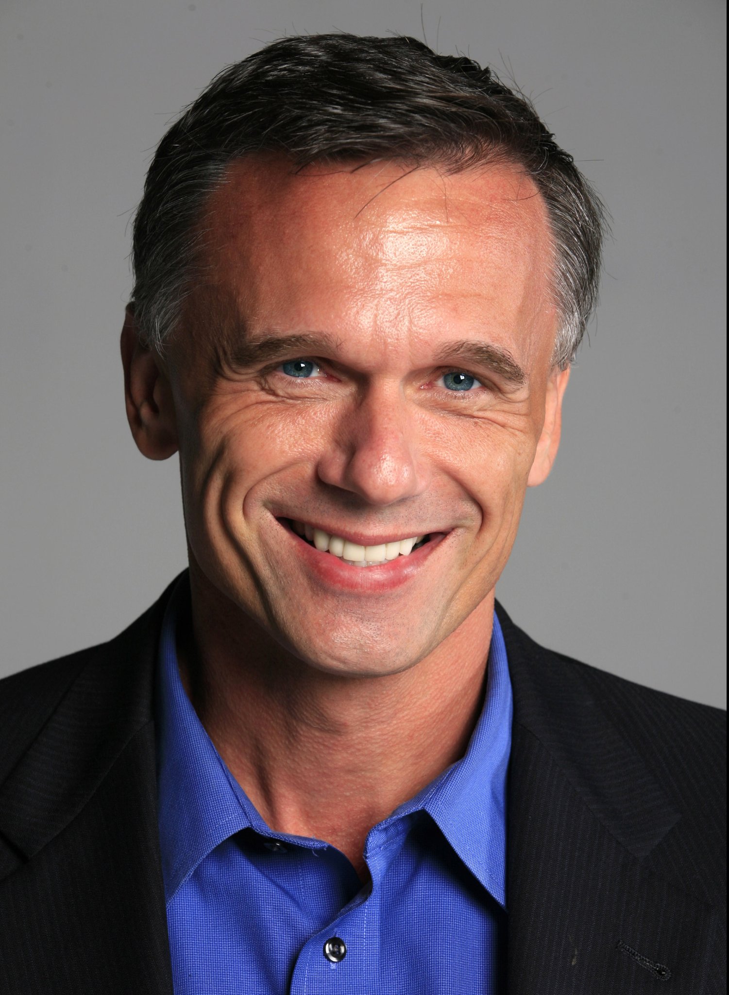 Фото - Bob Cousins: 1501x2048 / 422 Кб