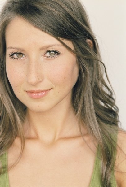 Фото - Kayla Laws: 406x604 / 41 Кб