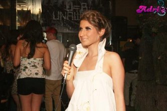 Фото - Kayla Laws: 333x222 / 17 Кб