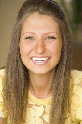 Фото - Kayla Laws: 266x400 / 25 Кб