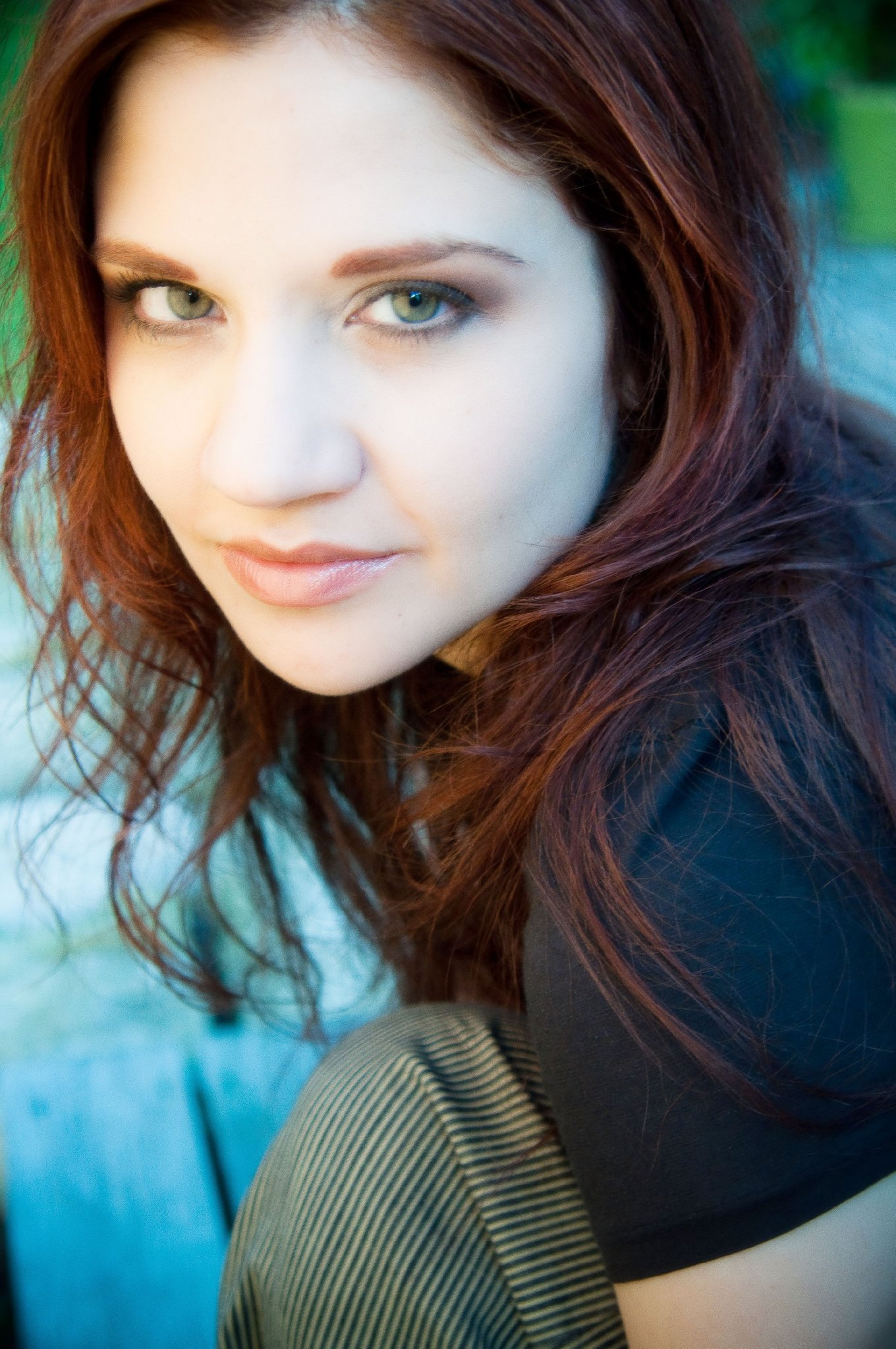 Фото - Jennifer Blair: 1360x2048 / 471 Кб