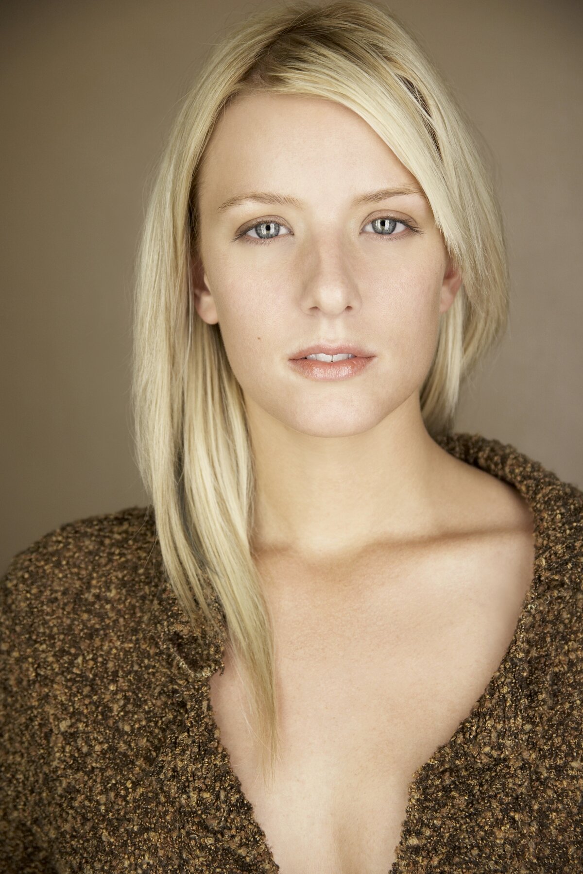 Фото - Кристен Куинтралл: 1200x1800 / 328 Кб