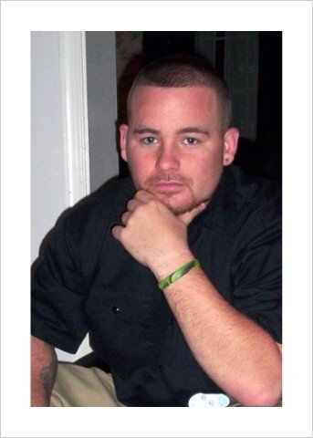 Фото - Томас Уолтон: 343x480 / 28 Кб