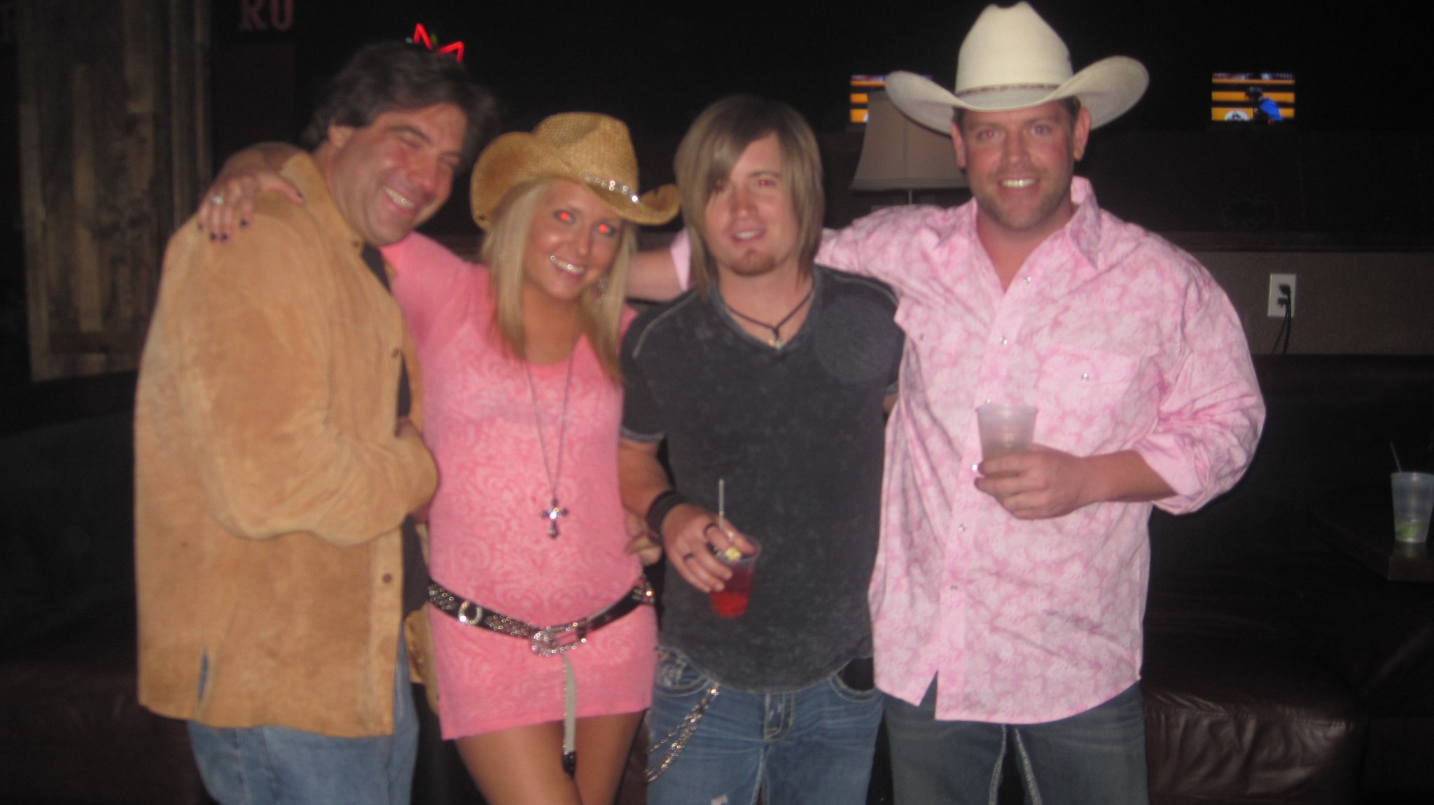 Фото - Brian Irvin: 2048x1150 / 213 Кб