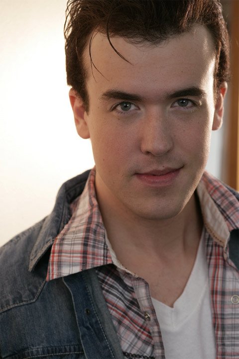 Фото - Daniel Bateman: 480x720 / 56 Кб