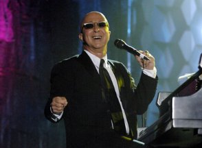 Фото - Пол Шаффер: 294x216 / 13 Кб