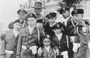 Фото - Дэймон Уайанс: 310x202 / 22 Кб