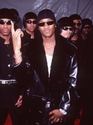 Фото - Ашер Рэймонд: 296x400 / 21 Кб