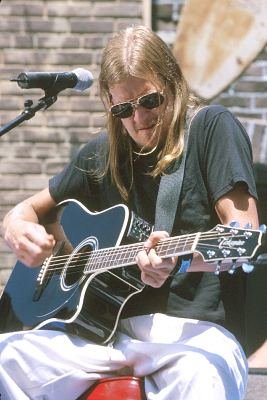 Фото - Кид Рок: 267x400 / 29 Кб