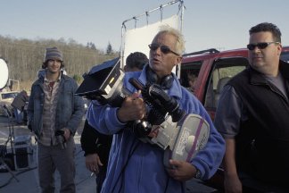 Фото - Дэвид Р. Эллис: 324x216 / 17 Кб