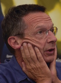 Фото - Патрис Леконт: 254x348 / 17 Кб