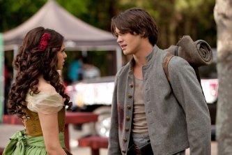 Фото - Стивен Р. МакКуин: 333x222 / 20 Кб