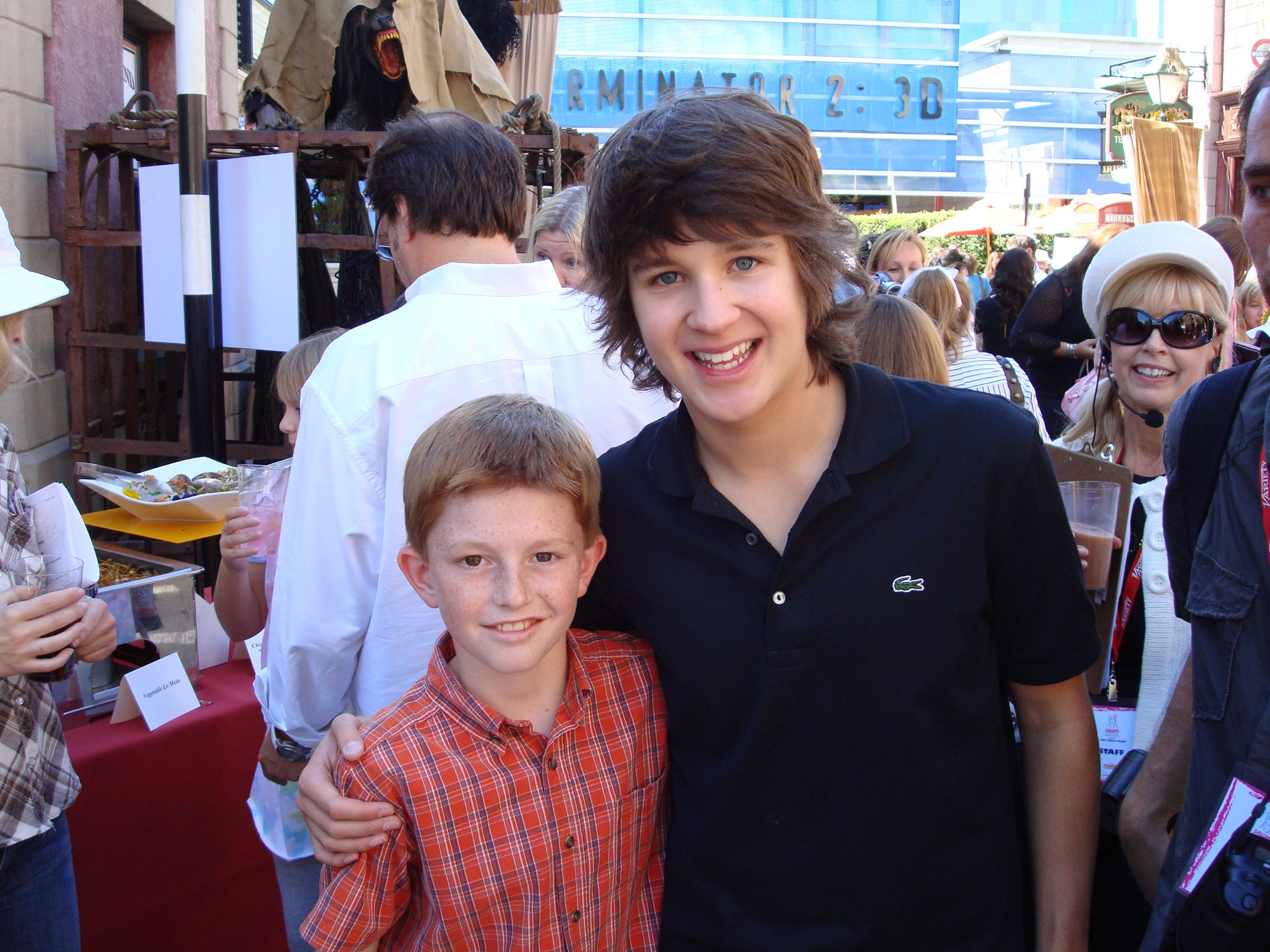 Фото - Зейн Хьюетт: 2304x1728 / 650 Кб