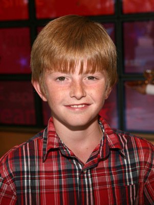 Фото - Зейн Хьюетт: 301x400 / 27 Кб