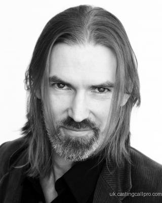 Фото - Джон Кэмплинг: 320x400 / 21 Кб