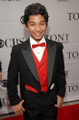 Фото - Марк Инделикато: 264x400 / 21 Кб