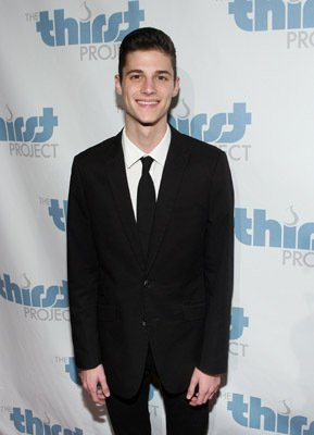 Фото - Кен Бауманн: 289x400 / 19 Кб