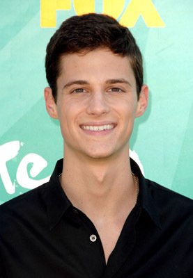 Фото - Кен Бауманн: 277x400 / 18 Кб