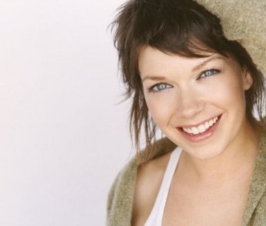 Фото - Мэри Элизабет Эллис: 383x326 / 17 Кб