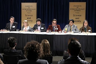 Фото - Мелисса Рауш: 334x223 / 20 Кб