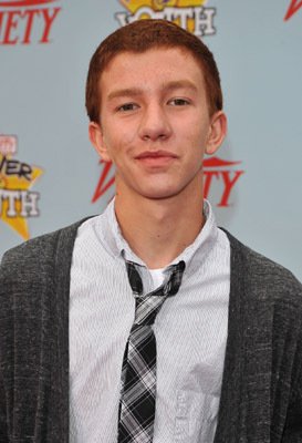 Фото - Джошуа Логан Мур: 273x400 / 24 Кб