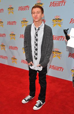 Фото - Джошуа Логан Мур: 259x400 / 26 Кб