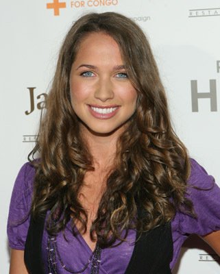 Фото - Майара Уолш: 321x400 / 27 Кб