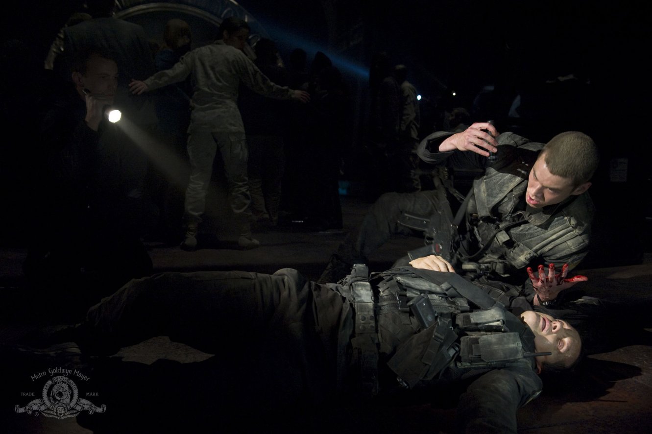 Фото - Брайан Дж. Смит: 1331x886 / 113 Кб