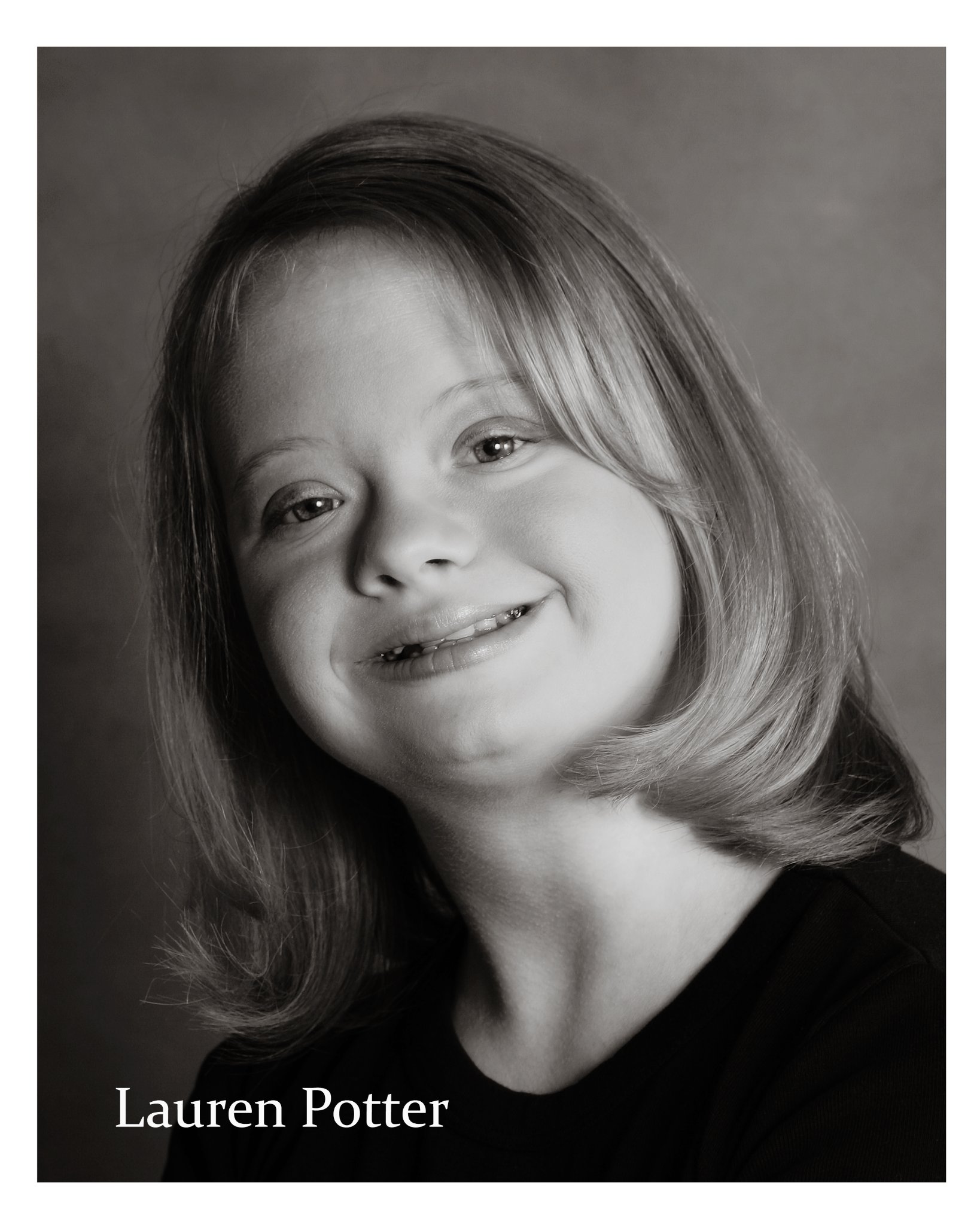 Фото - Лоурен Поттер: 1638x2048 / 318 Кб